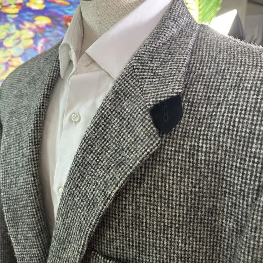 Kenneth Roberts Sportcoat Vintage 46R Wool Tweed cream Black brown elbow Patch